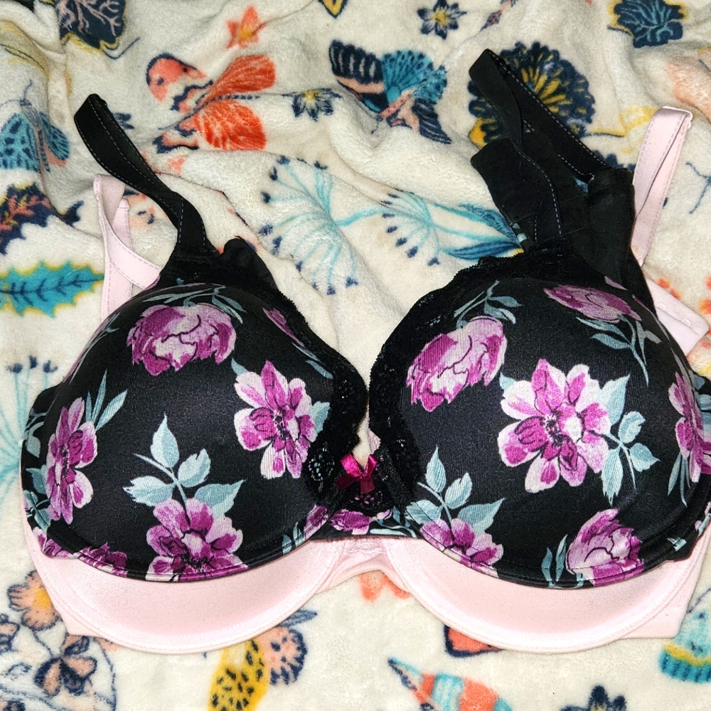 Maidenform Bras x2